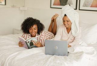 Dicas de filmes e séries para animar o Dia das Mães